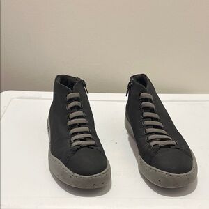 Ladies Black High-Top CAMPER Sneakers